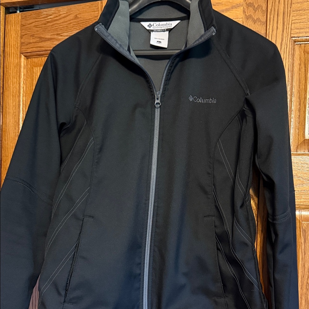 Columbia Black and Gray Zip-Up Jacket